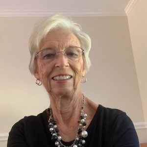 Meet your Posher, Dot